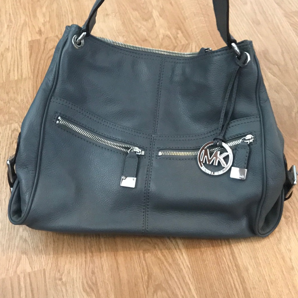 Michael Kors gray leather purse